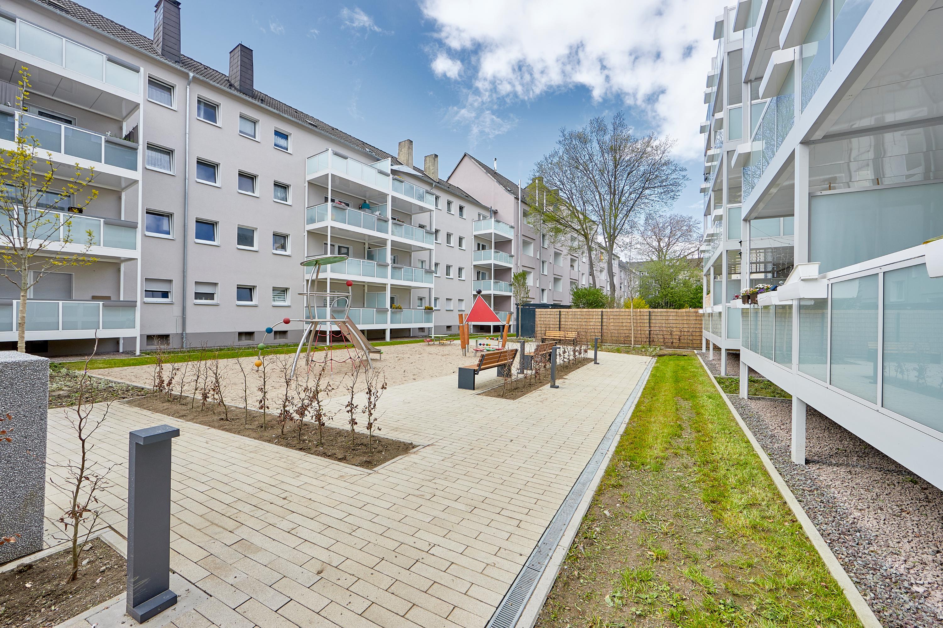 VIVAWEST schließt mehrstufige Großmodernisierung im Dortmunder Quartier