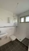 Badezimmer mit Dusche
