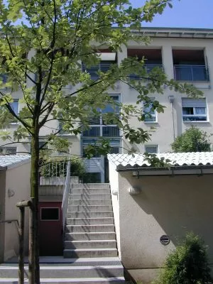 Otto-Joschko-Str. 11
