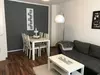 Wohnzimmer mit Balkon Bsp