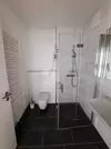 Bad mit Dusche (ähnlich)