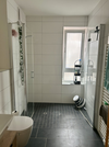 Badezimmer mit Dusche