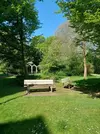 Grünanlage hinter dem Haus