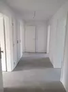 große Diele mit Einbauschrank