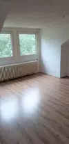 Wohn- und Schlafzimmer