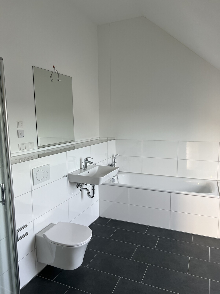 Henrietta-Szold-Straße 4, 40789 Monheim - Photo 1