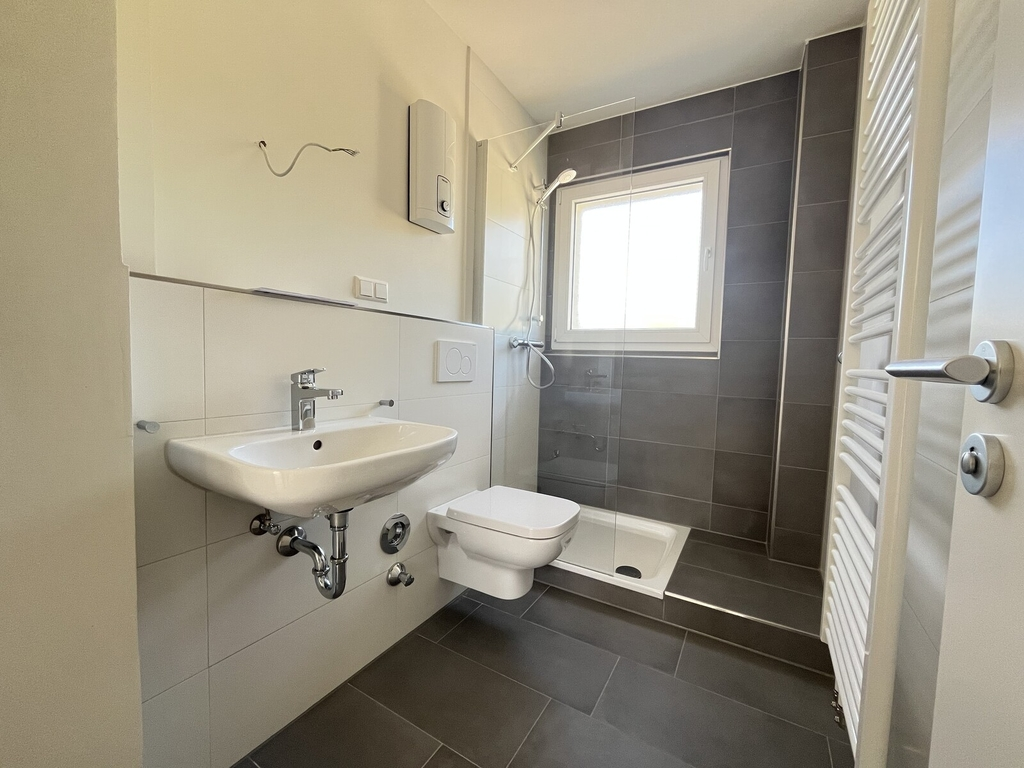 Königsberger Straße 28, 46562 Voerde - Foto 1