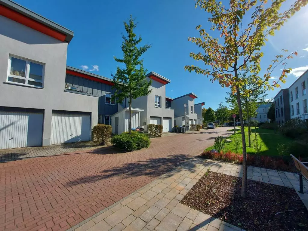 Hölderlinweg 11, 47475 Kamp-Lintfort - Photo 3