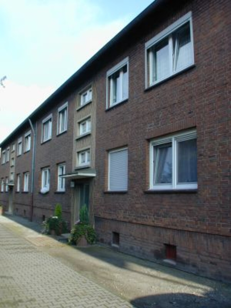 Schlägel-und-Eisen-Straße 17, 47506 Neukirchen-Vluyn - Photo 2